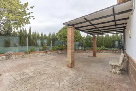 Casa en Huétor Tájar