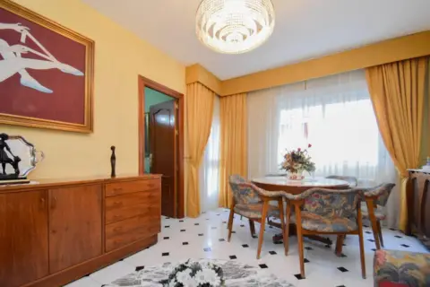 Piso en calle del Cisne, 9