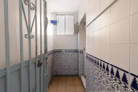Piso en calle Santa Adela, 10