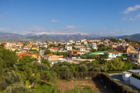 Chalet en calle de la Azucena