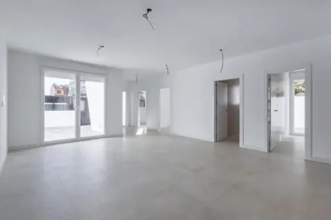 Casa adosada en calle Los López