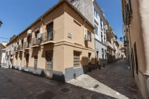 Apartment in Granada Capital