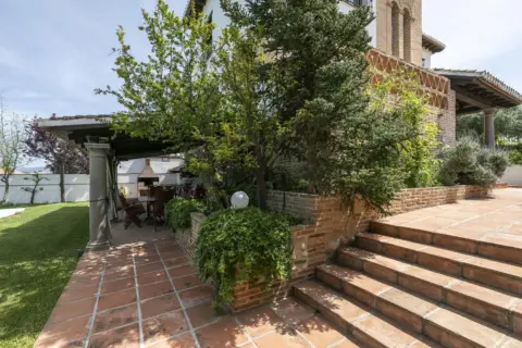 Chalet en calle Cúllar Vega