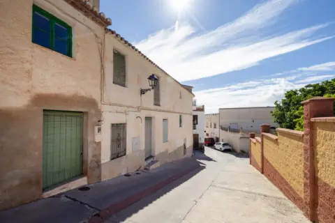 Casa pareada en calle de la Virgen