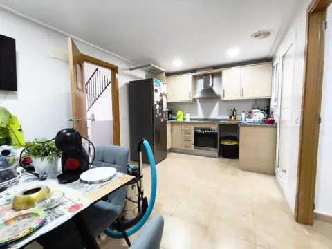 Chalet en calle Leandro Gras Le