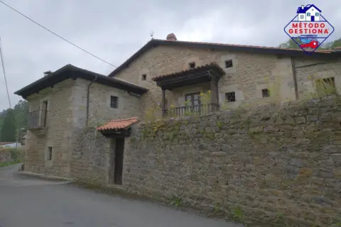 Casa pareada en calle Poblado Valle, nº 144