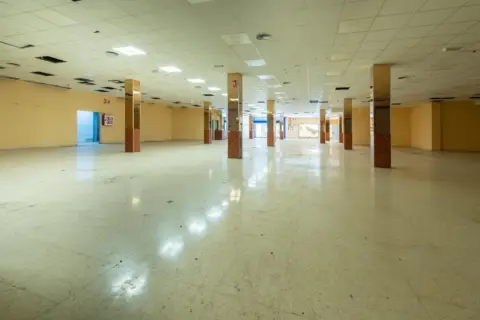 Local comercial en calle de Carlos III, 37