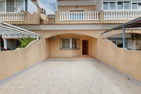 Casa en calle de la Luz, 66