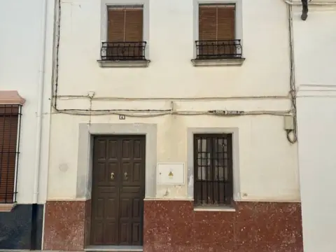 Casa adosada en calle Alta, 4