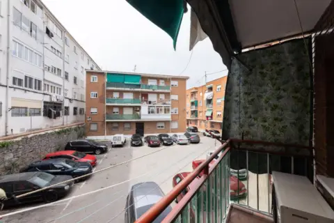 Piso en calle Pardo De Santallana