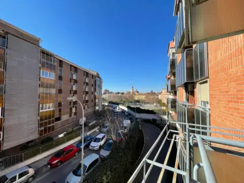 Piso en Paseo de los Basilios