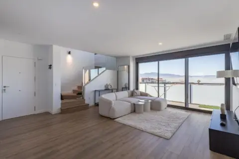 Piso en Avda Colorados