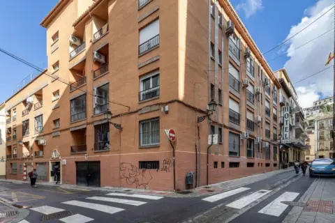 Piso en calle Santa Lucia