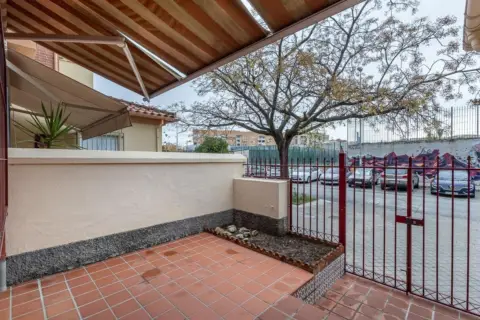 Casa adosada en La Chana