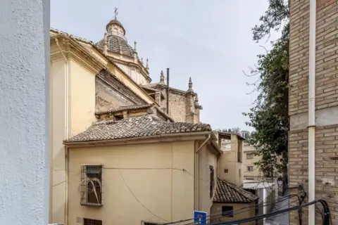 Piso en calle Paco Seco de Lucena