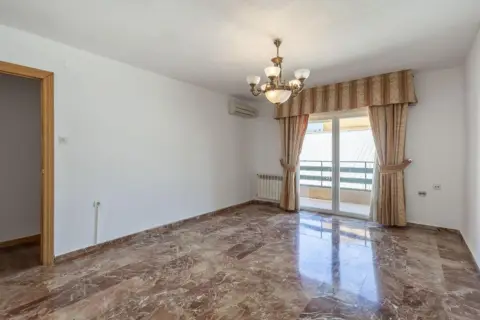 Piso en calle Manolé