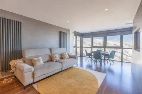 Apartamento en Urbanización Solynieve