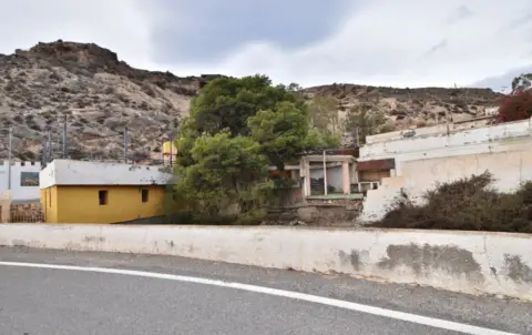 Local comercial en Carretera Castell del Rey