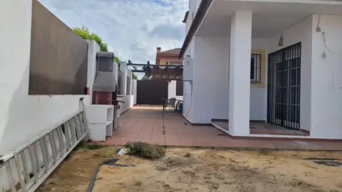 Casa pareada en Coria del Río