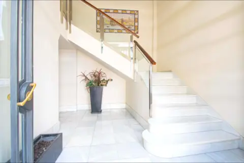 Piso en calle San Jacinto