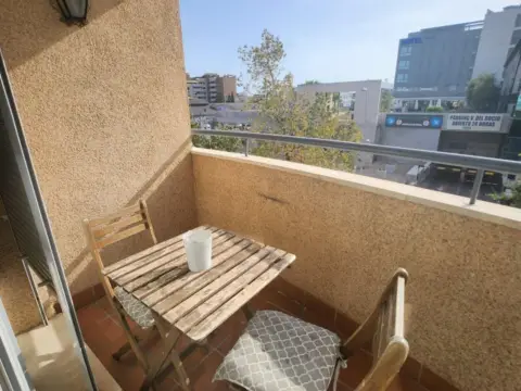 Piso en Reina Mercedes - Heliópolis