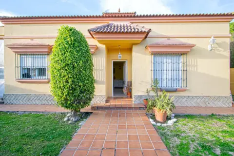 Chalet en Zona Universitaria