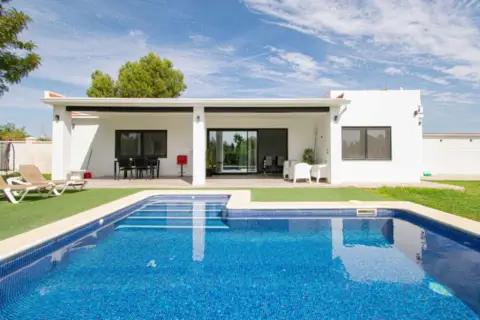 Chalet en Sanlúcar La Mayor