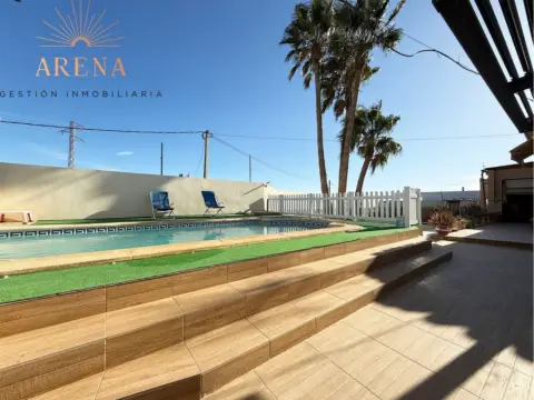 Chalet en calle Estanco Viejo