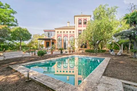 Finca rústica en Mairena