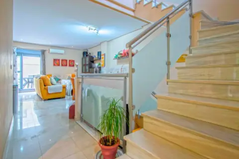 Casa adosada en Centro