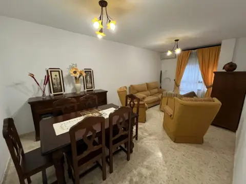 Piso en Villamartín