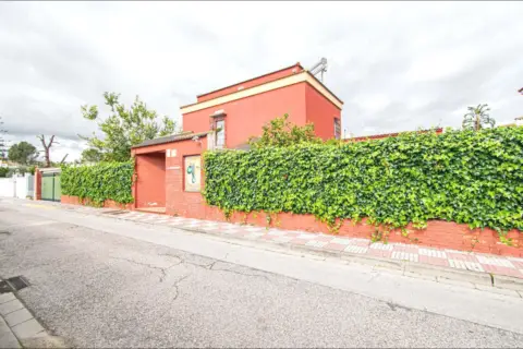 Chalet en Las Almenas