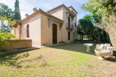 Chalet en Urbanizacion La Hijuela