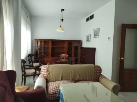 Piso en Avenida de Las Ciencias