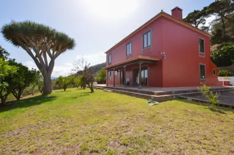 Chalet en calle Laderas de San Lazaro