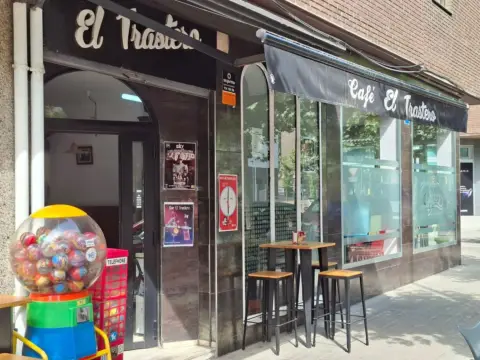 Local comercial en calle Gran Vía Reino de León, 33