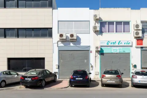 Local comercial en calle de Loja