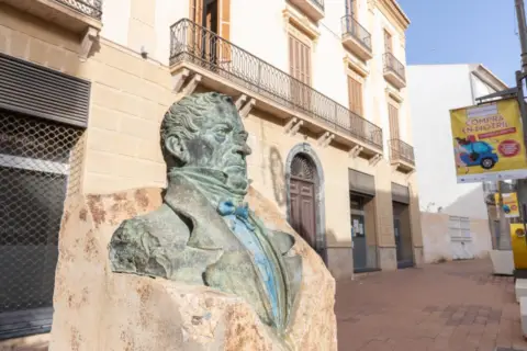 Terreno en Plaza de Francisco Javier de Burgos, 4