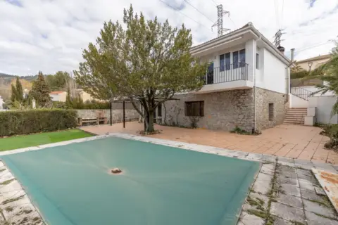 Casa en Avenida del Puente Nuevo