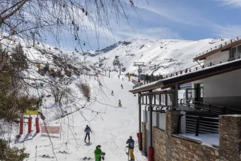 Apartamento en Urbanización Solynieve