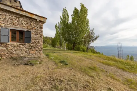 Finca rústica en Camino de la Sierra