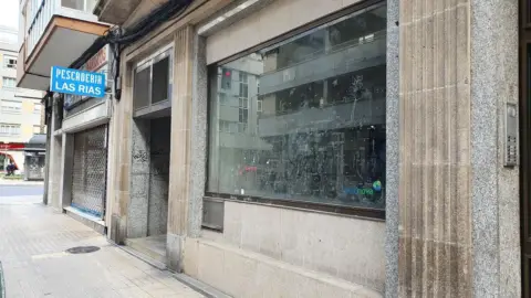 Local comercial en Avenida de Buenos Aires, 64