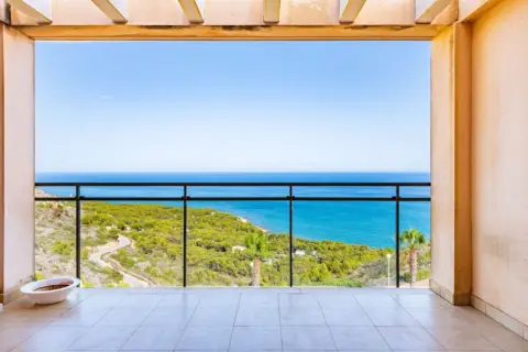 Dúplex en Carrer de Forcall, 8