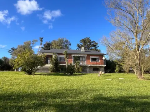 Chalet en calle de Lastra