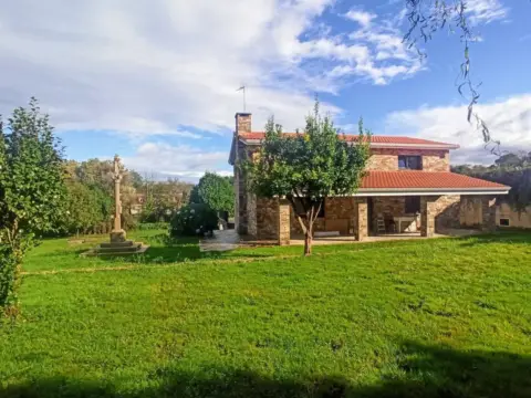 Chalet en Rúa Igrexa