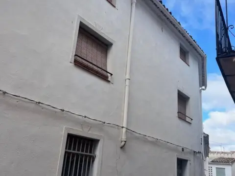 Casa adosada en Teresa de Cofrentes