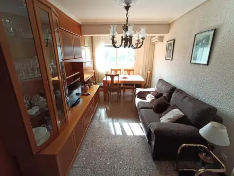 Piso en calle de la Ciudadela