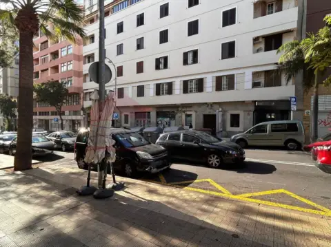 Piso en calle Ramon Y Cajal