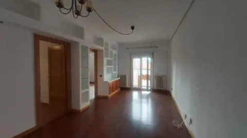 Piso en calle del Peral