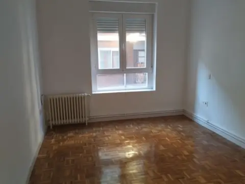 Piso en calle del Perú